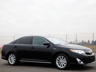 Toyota Camry foto 1