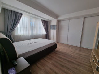 Apartament cu 1 cameră, 48 m², Centru, Chișinău foto 3