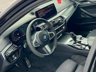 BMW 5 Series foto 12