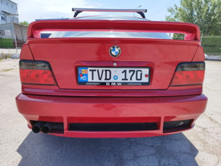 BMW 3 Series foto 4