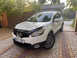 Nissan Qashqai+2