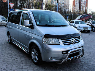 Volkswagen Caravelle foto 4