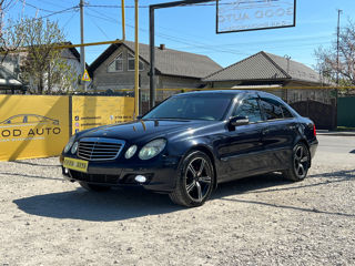 Mercedes E-Class фото 5