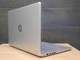 HP 17.3''HDPlus - Core i3 1035G1 - 8 GB RAM - 128GB SSD+HD 1TB foto 7