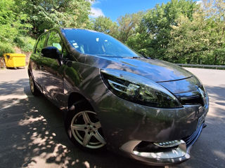 Renault Scenic foto 2