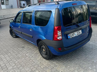 Dacia Logan foto 3