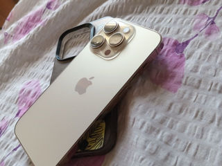 iPhone 14 Pro gold