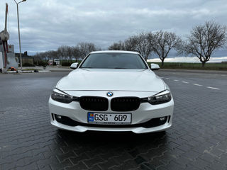 BMW 3 Series foto 2