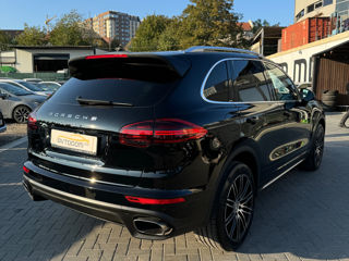 Porsche Cayenne foto 4