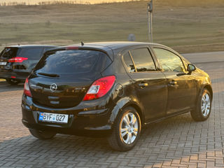 Opel Corsa foto 3