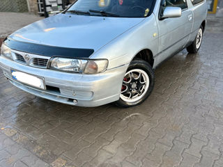 Nissan Almera foto 5