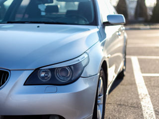 BMW 5 Series foto 1