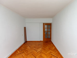 Apartament cu 3 camere, 74 m², Centru, Ialoveni foto 5