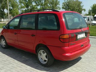 Volkswagen Sharan foto 5