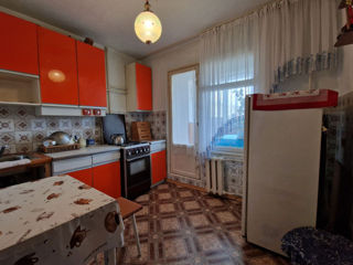 2-х комнатная квартира, 55 м², Чокана, Кишинёв