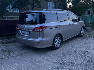 Nissan Quest foto 2