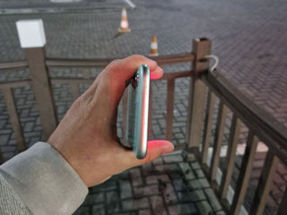 Vand iPhone 11 128gb foto 6