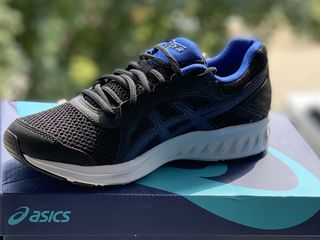 Adidasi Asics foto 3