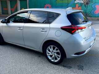 Toyota Auris foto 4