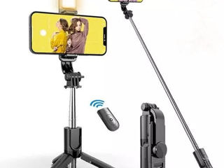 Монопод-штатив, трипод телескопическая селфи-палка Selfie Stick S03 с Bluetooth пультом, черный foto 1
