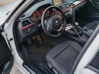 BMW 3 Series foto 4