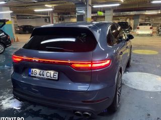 Porsche Cayenne foto 3