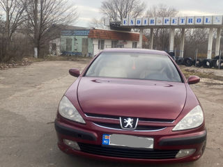 Peugeot 607 foto 1