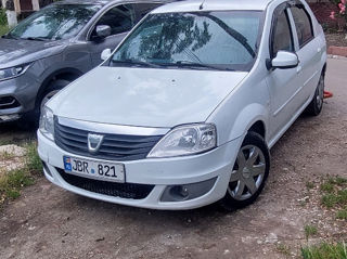 Dacia Logan foto 1