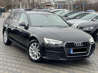 Audi A4 foto 1