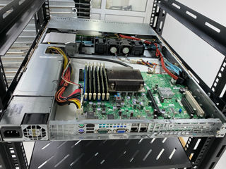 ID:0028 Server Supermicro foto 2