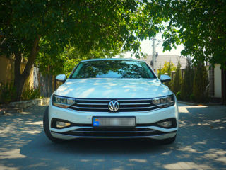 Volkswagen Passat foto 1