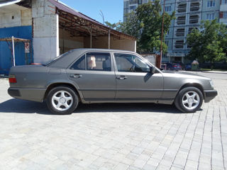 Mercedes E-Class foto 7