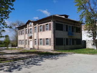 Cantina si oficii in or. Ghindesti, Floresti foto 1