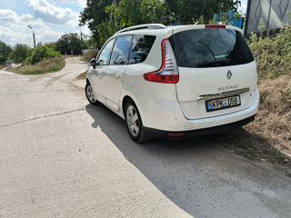 Renault Grand Scenic foto 5