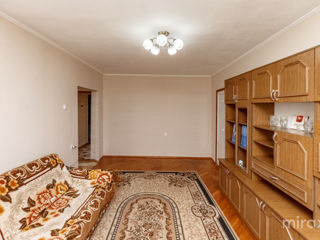 Apartament cu 3 camere, 98 m², Botanica, Chișinău foto 2