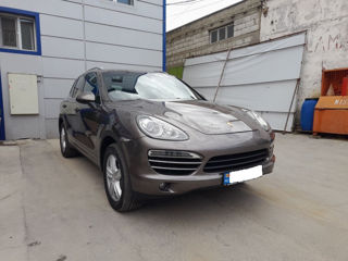 Porsche Cayenne foto 12