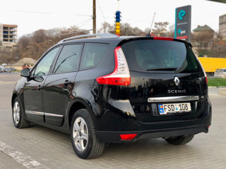 Renault Grand Scenic foto 3