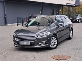 Ford Mondeo foto 2