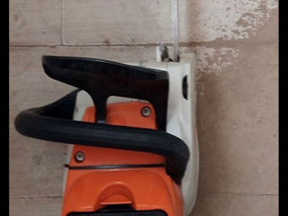 Продаю аккумуляторную пилу  stihl 220c