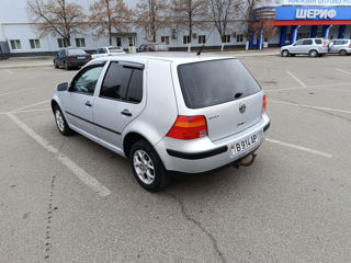 Volkswagen Golf foto 2