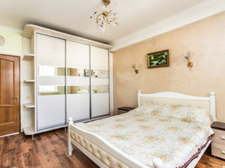 3-х комнатная квартира, 110 м², Буюканы, Кишинёв