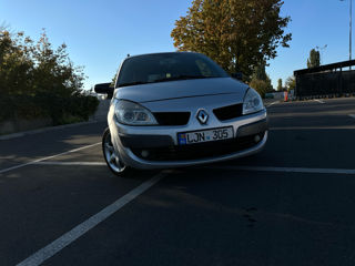 Renault Scenic foto 2