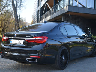 BMW 7 Series foto 7