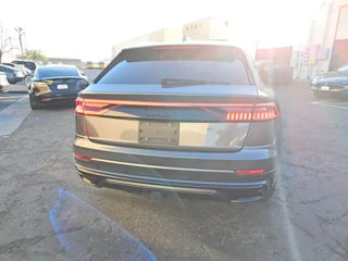 Audi Q8 foto 3