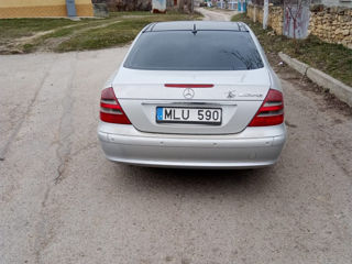 Mercedes E-Class foto 3