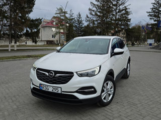 Opel Grandland X foto 1