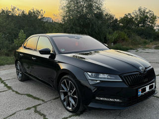 Skoda Superb foto 4