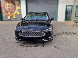 Ford Fusion foto 1