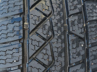 Anvelope de Anvelope de iarna 215/ 60R17 (4 buc)