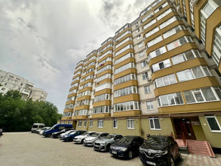 Apartament cu 2 camere, 70 m², Aeroport, Chișinău foto 6